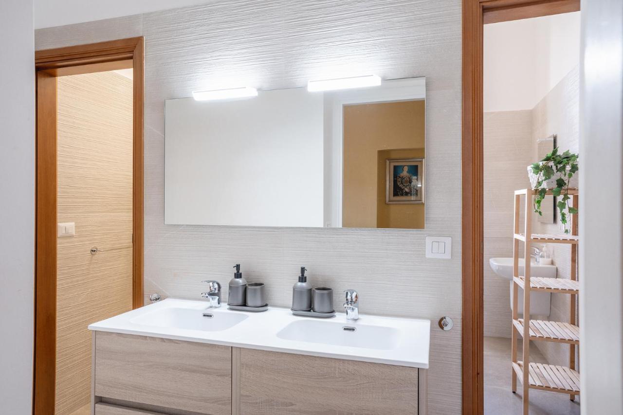 Apartament Lt Ateneo *